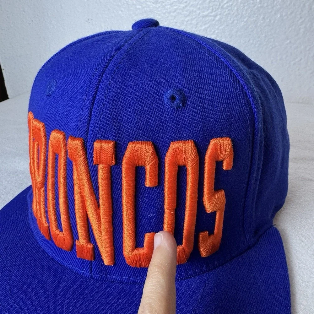 Boise State Broncos 86 Fitted Hat Tow Caps Top Of The World One Size Wool Blend